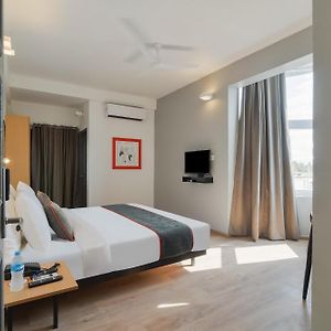 Super Townhouse Srm Kuppakonam Pudur